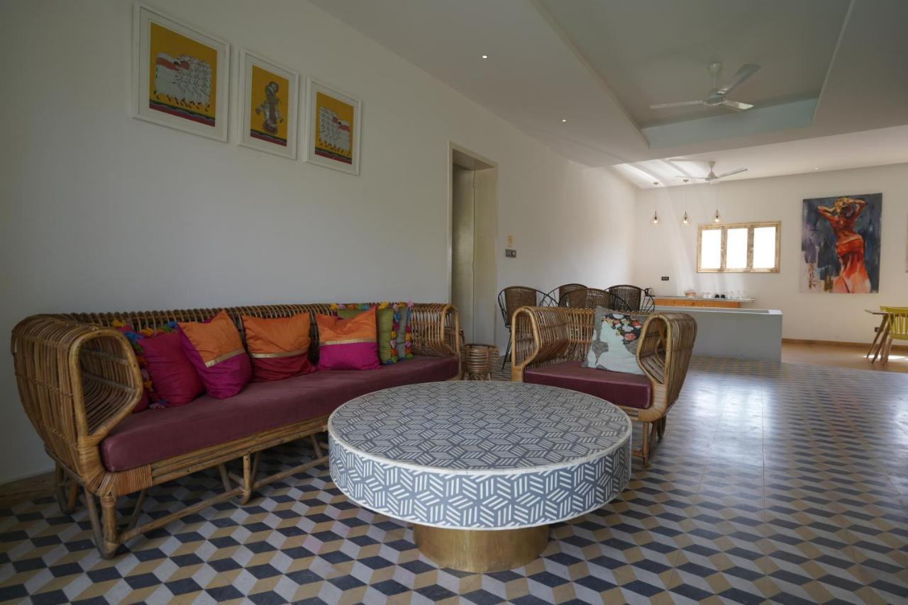 Parijat Private Pool Villa 1, 2 And 3 Bhk Udaipur Extérieur photo