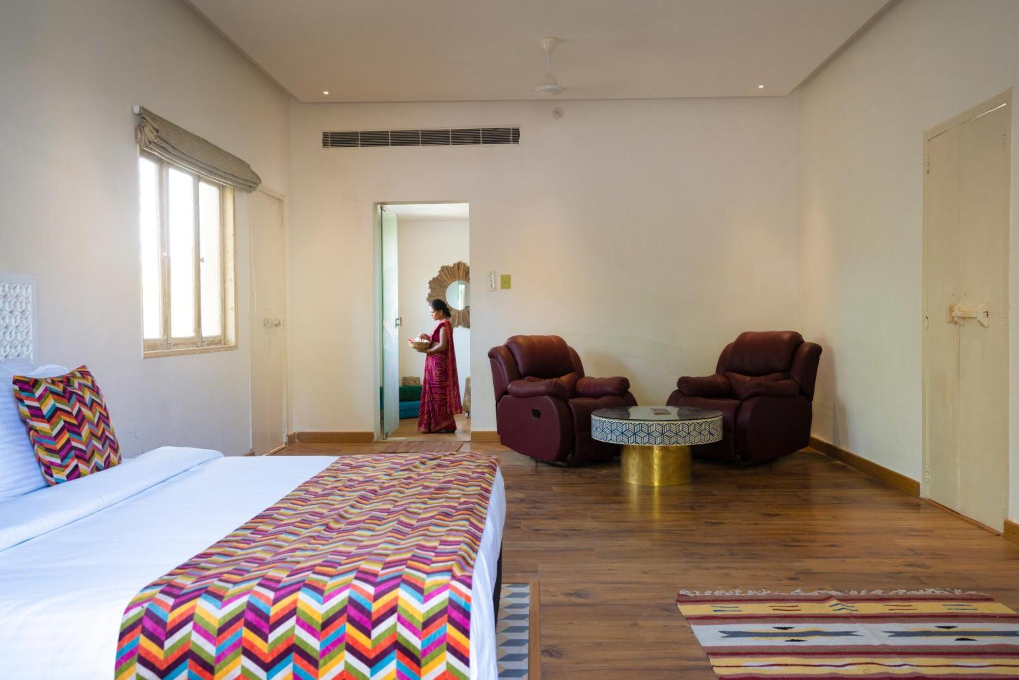 Parijat Private Pool Villa 1, 2 And 3 Bhk Udaipur Extérieur photo